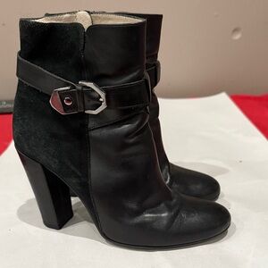 Elegant Black Leather Heeled Boots